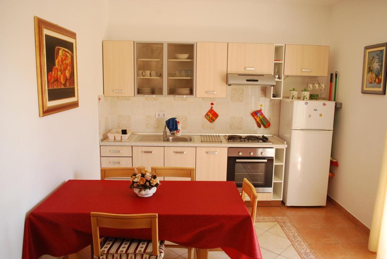 Apartments And Rooms By The Sea Pag - 11487 Pag Town Luaran gambar