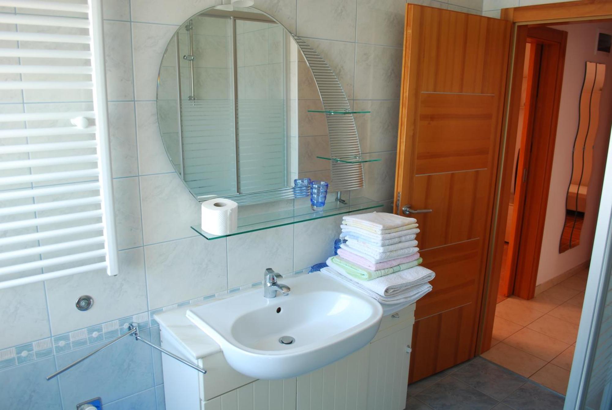 Apartments And Rooms By The Sea Pag - 11487 Pag Town Bilik gambar