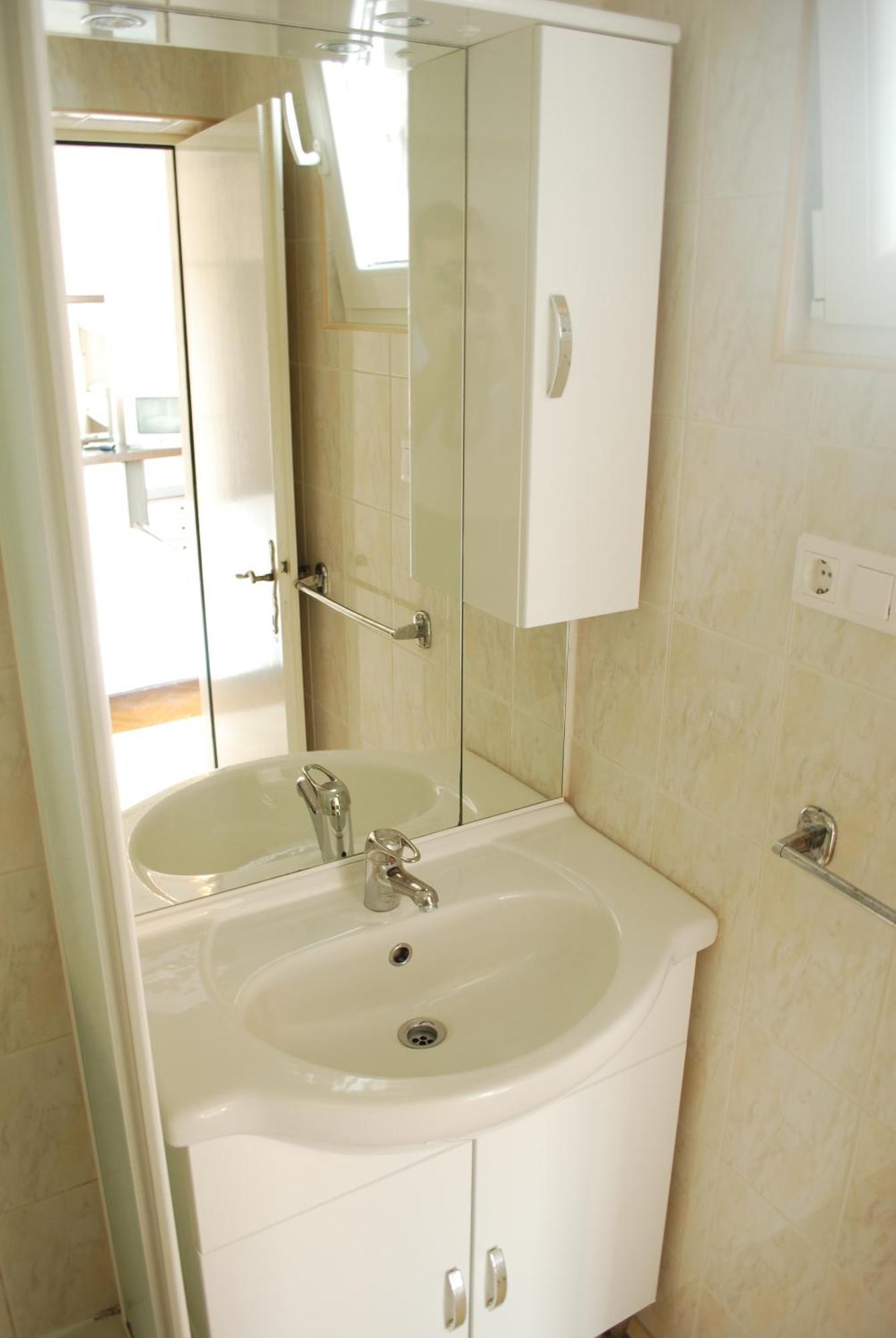 Apartments And Rooms By The Sea Pag - 11487 Pag Town Bilik gambar